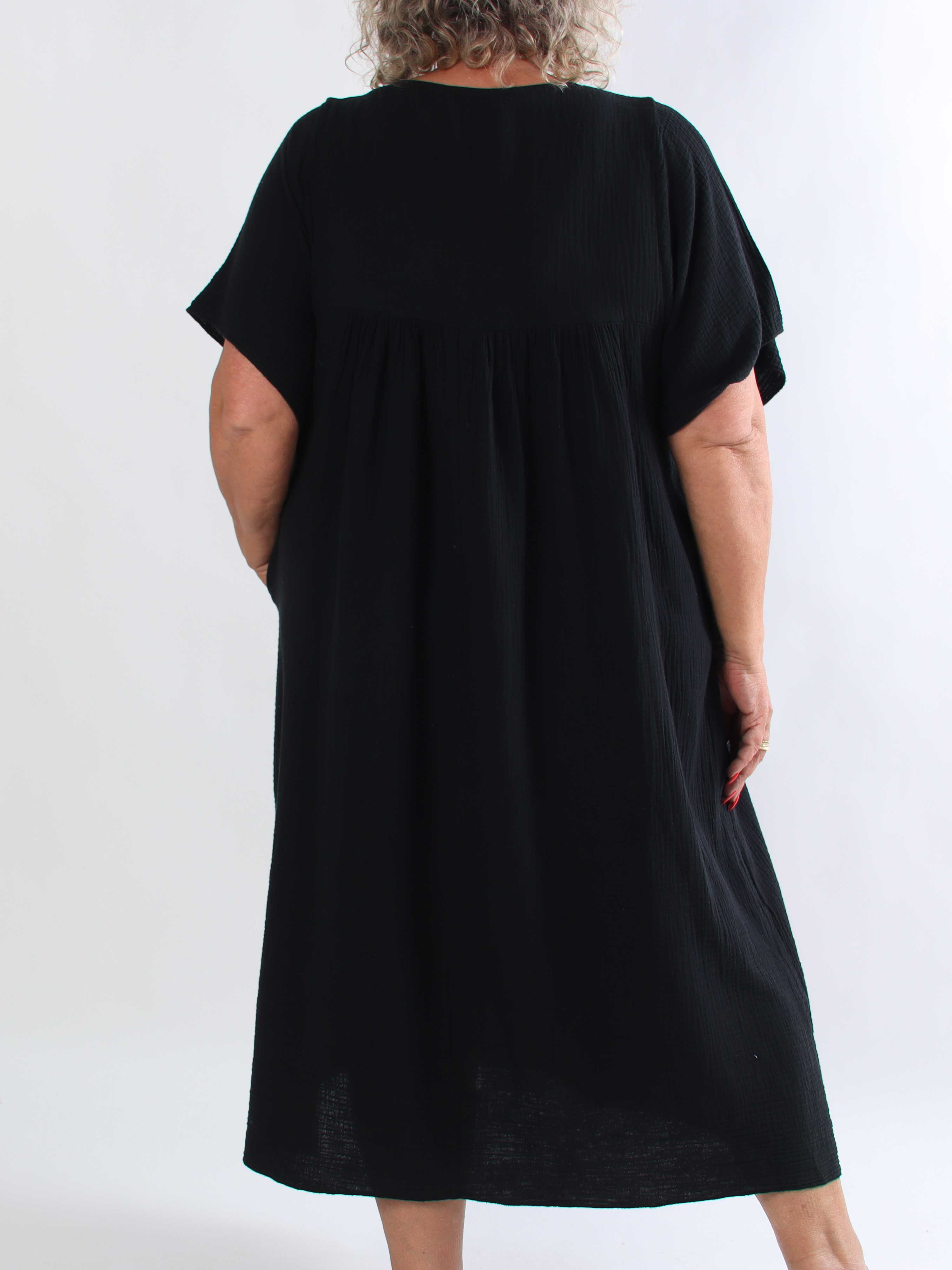 Kanja - Blød lang plus size kjole i bomuldsmusselin